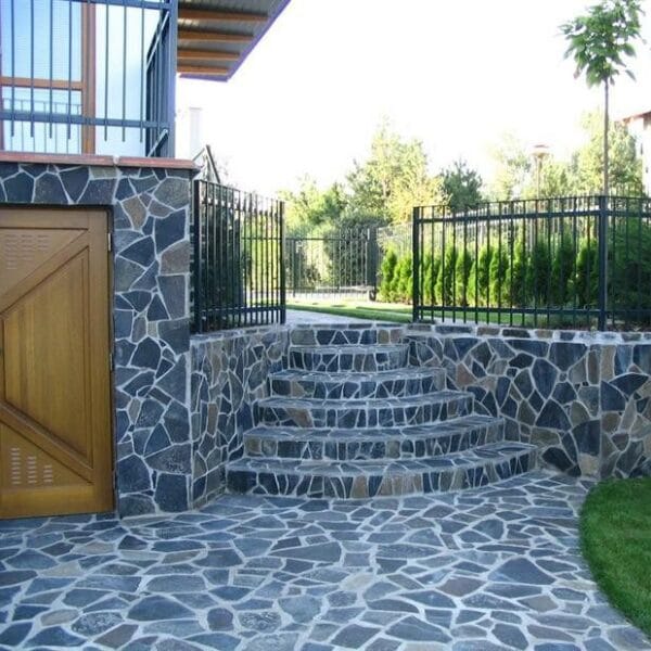 Gnejs ciemno-zielony