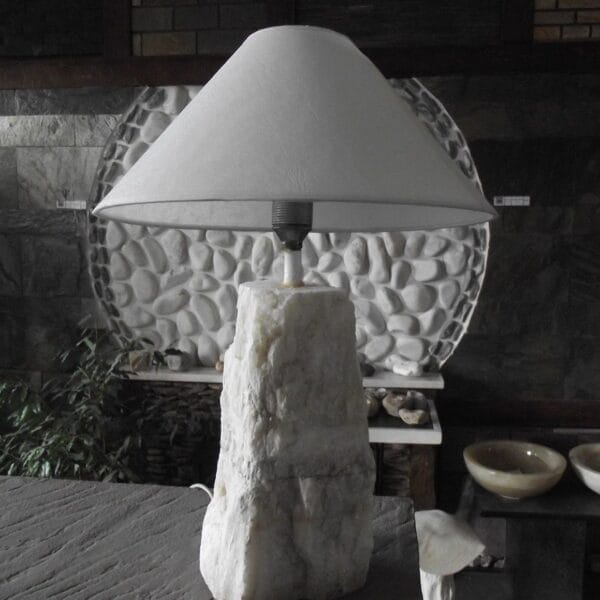 Lampa Stalagmit