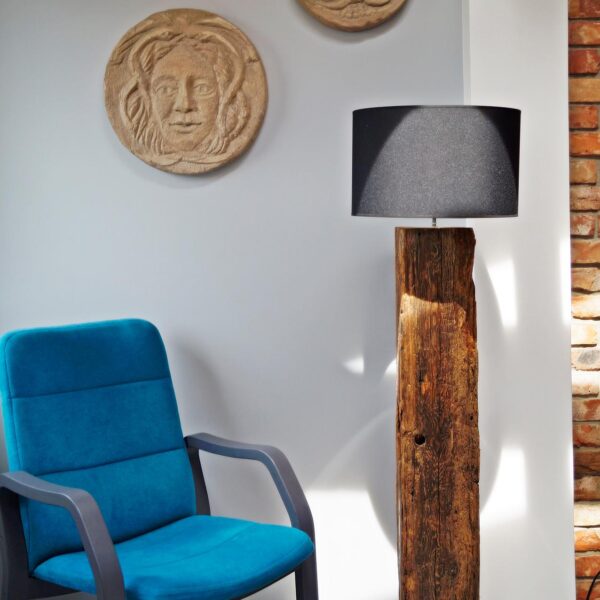 lampa podłogowa rustykalna Chrobak Design