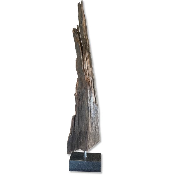 Rzeźba Czarny Dąb Na Podstawie Granitowej