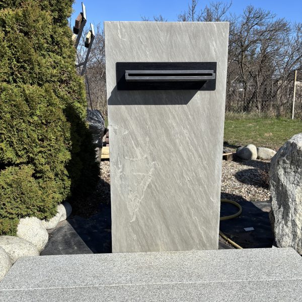 Fontanna Ogrodowa z Kwarco-Piaskowca Kandla Grey 120x60x26